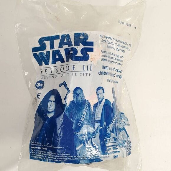 STAR WARS EPISODE III -Revenge of THE SITH - Darth Vader McDonald's Happy Meal t - Picture 1 of 3